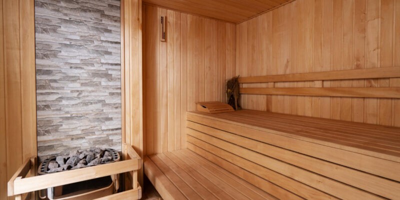Quel bois utiliser pour la construction d’un sauna extérieur ?