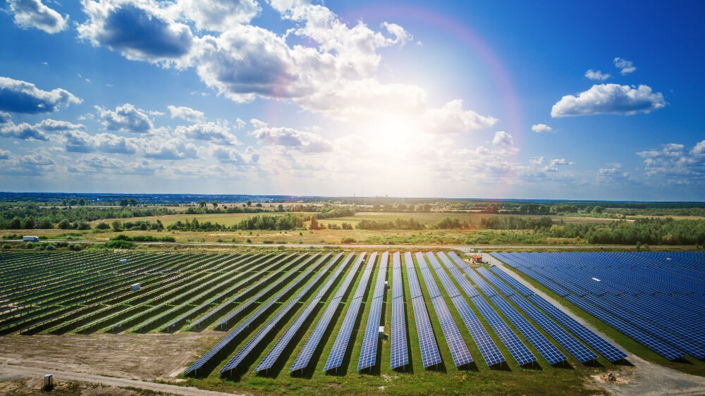 construire une centrale solaire au sol